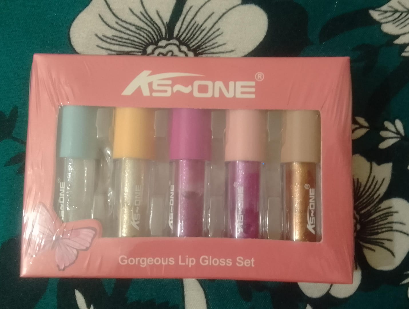 3-in-1 Glitter Makeup - Lip Gloss, Eyeshadow & Eyeliner